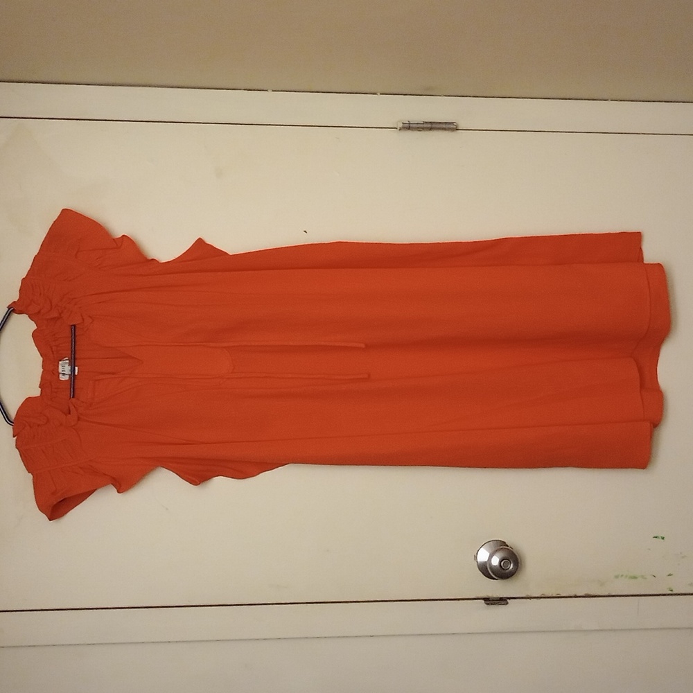 Short Sleeve Split Neck Dress